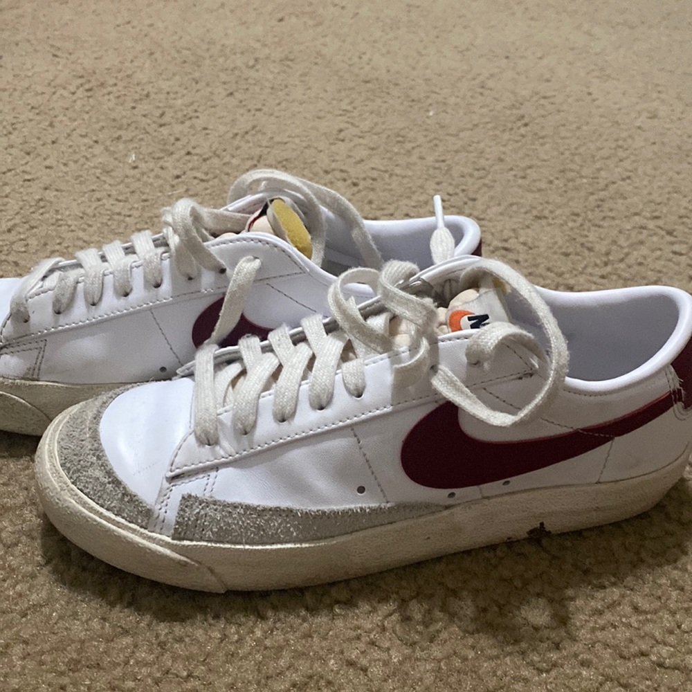Low nike blazers